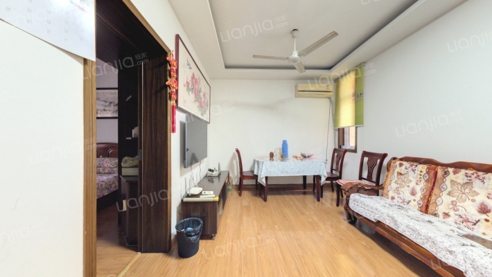 和平家园A3区二手房实景图