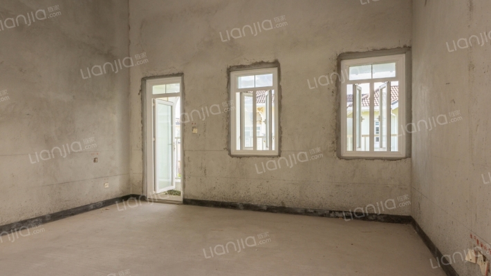 鲁能·三亚湾游艇2区二手房实景图