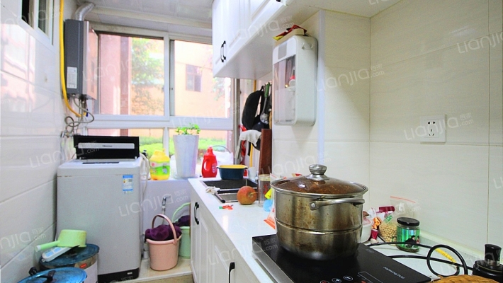 金海世纪城小区2室2厅交通便利小区环境干净适合居住-厨房