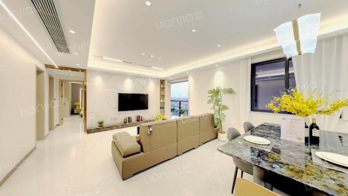 李子湖畔二手房实景图