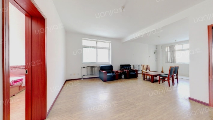 金福苑C区二手房实景图