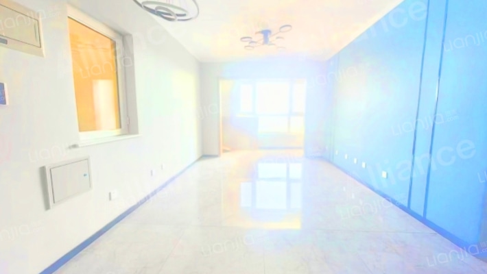 西京都高尔夫别墅区 85平精装南北两局 景观房急售-客厅