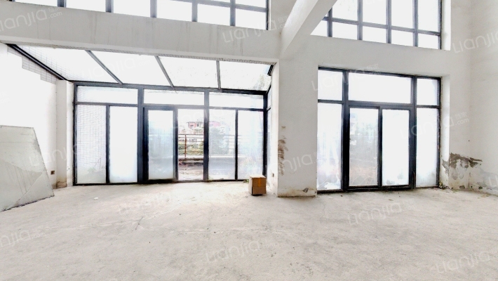 蓝山美树二手房实景图