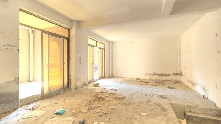 香奈天鹅湖二手房实景图