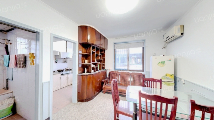 大江市场住商楼二手房实景图