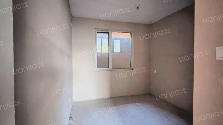 琉璃河铂悦山底层两居室   全天无遮挡  价格合理-卧室B