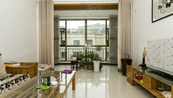 复式楼 简单装修 小区环境好 绿化高 看房方便-客厅B