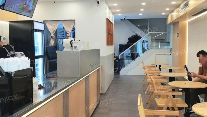 吾悦下沉广场二手房实景图