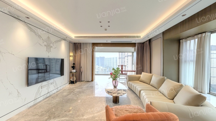 自然界河山二手房实景图