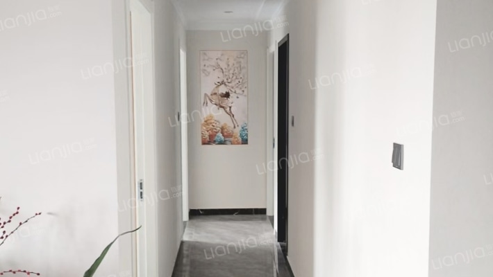 京南一站地，业主诚心出售，南北通透三居-餐厅