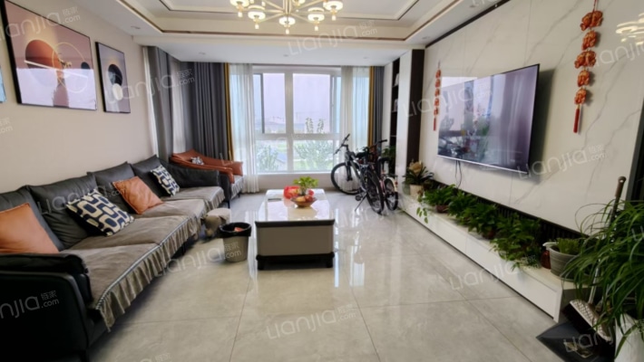 港利上城国际西区二手房实景图