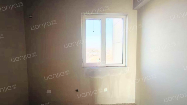 北京界三利中和城户型好三居南北通透，位置好838站。-卧室C