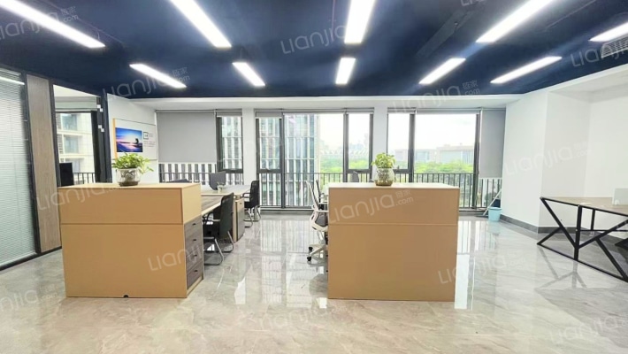 保利中心二手房实景图