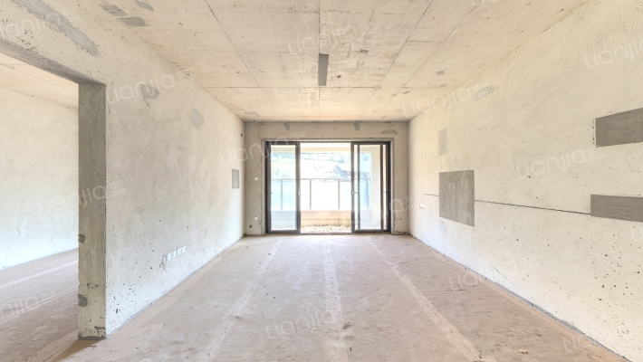 荣和澜山府二手房实景图