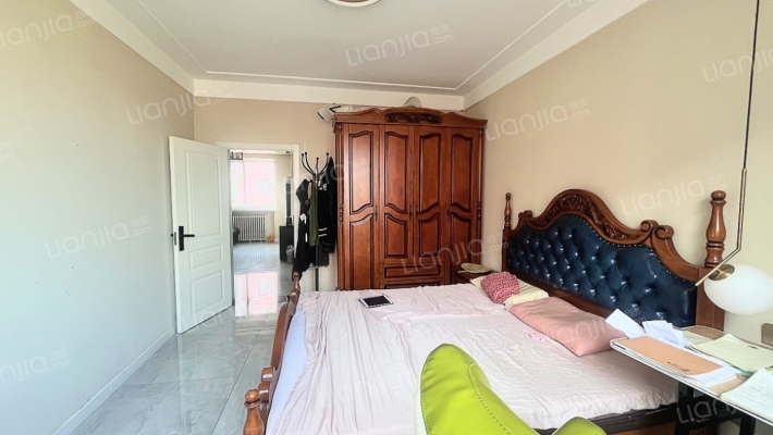 房子满五唯一 步梯三层 集中供暖 采光好 适宜各年龄段-卧室