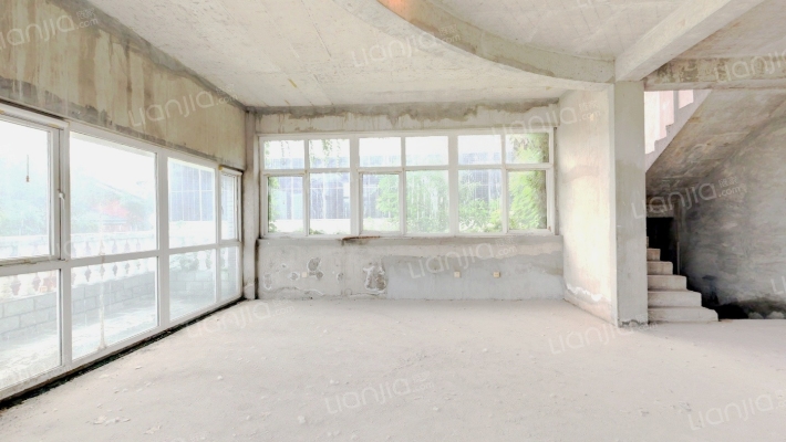 鸿翔花园二手房实景图