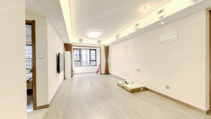 万科公园都会二手房实景图