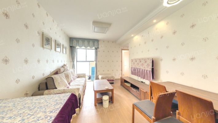 万科锦尚二手房实景图