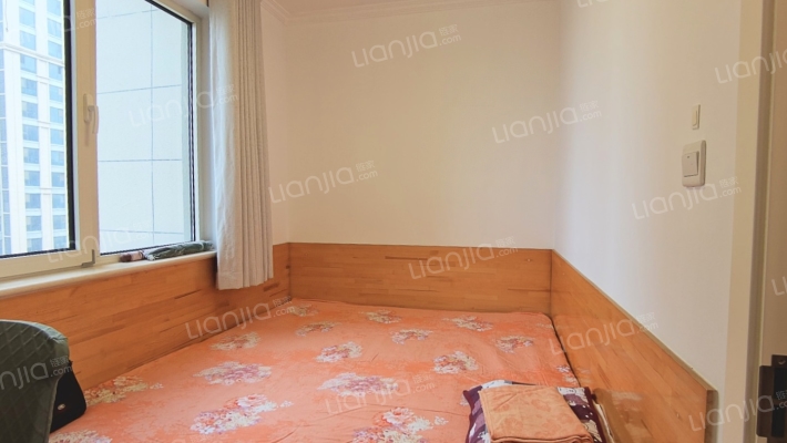 狮子城 精装修三居 带车位地下室 满二 全明户型-卧室C