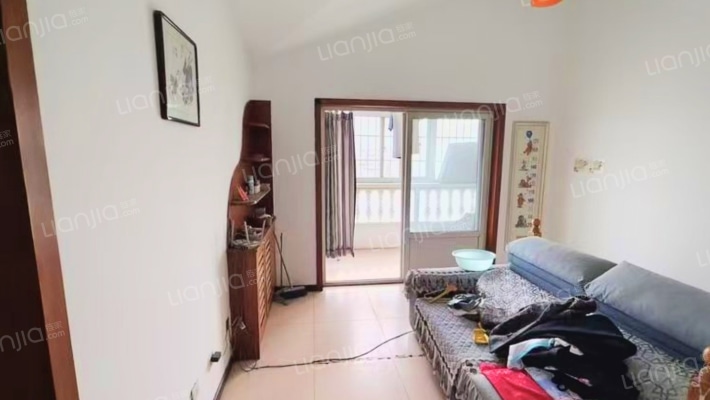 金冠家园 3室2厅 南 北-客厅