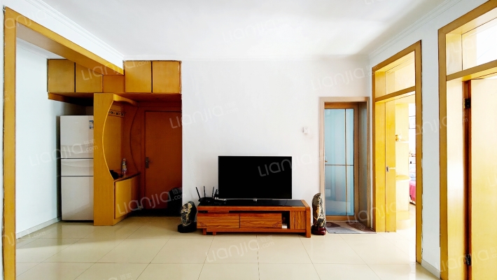 泰山区区委宿舍二手房实景图