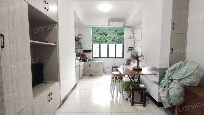 聚龙名都二手房实景图