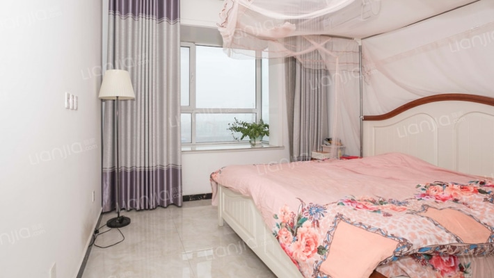 上海城三室两厅两卫交通便利小区环境干净舒适适合居住-卧室C