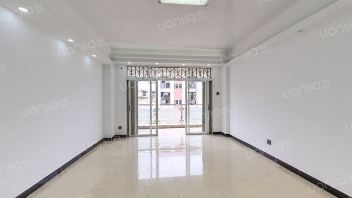 顺景新一居二手房实景图