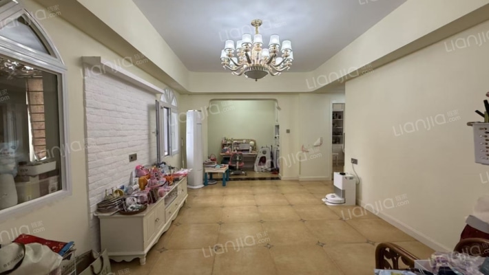 检验局宿舍二手房实景图