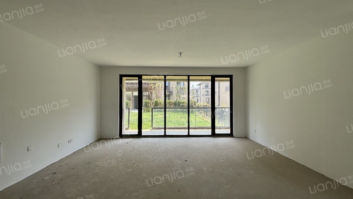 绿地凤玺台二手房实景图