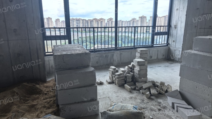 清水湾小镇里 二手房实景图