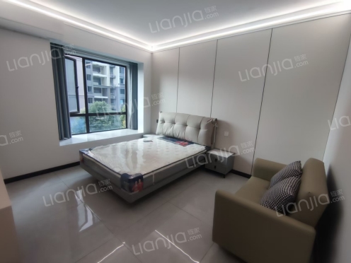 合租·月亮湾 5居室 南卧