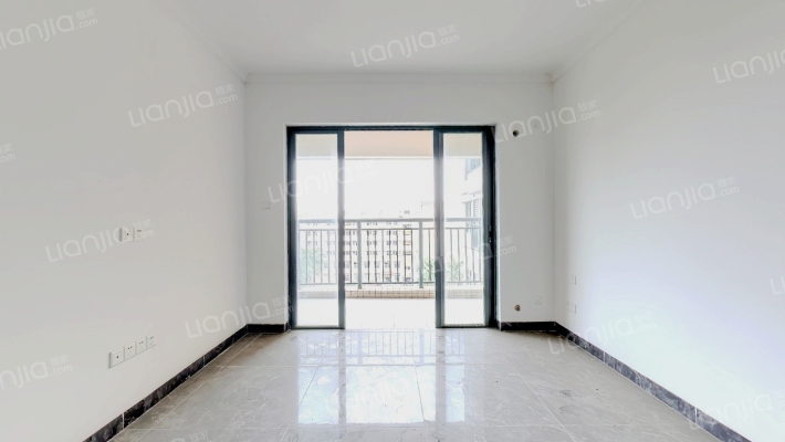 嘉源豪庭二手房实景图