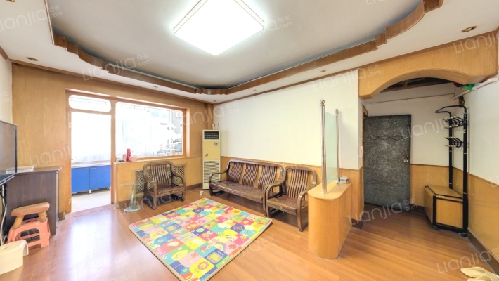 国师街小区西区二手房实景图