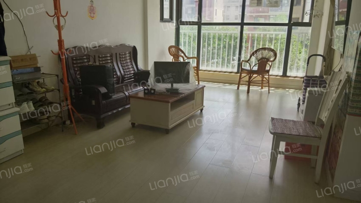 西海岸二手房实景图