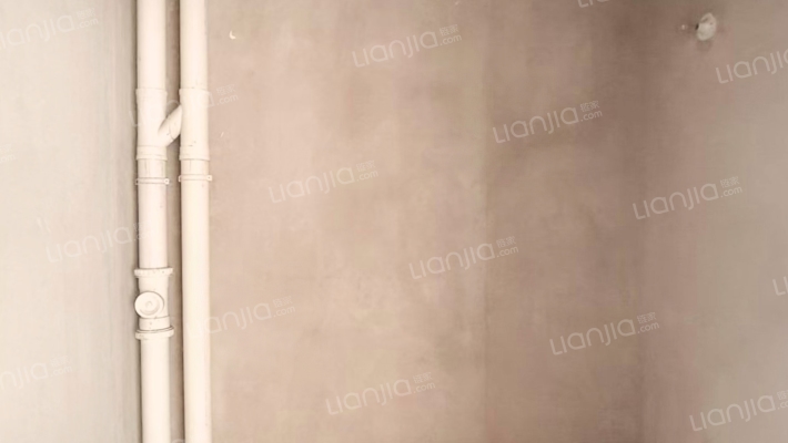 水岸花城 2室1厅 南-卫生间