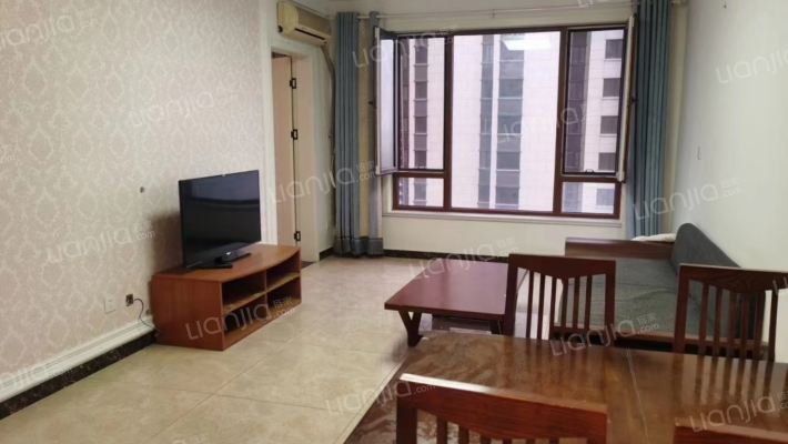 高铁旁边，出行方便小区环境优美，精装修拎包入住-客厅