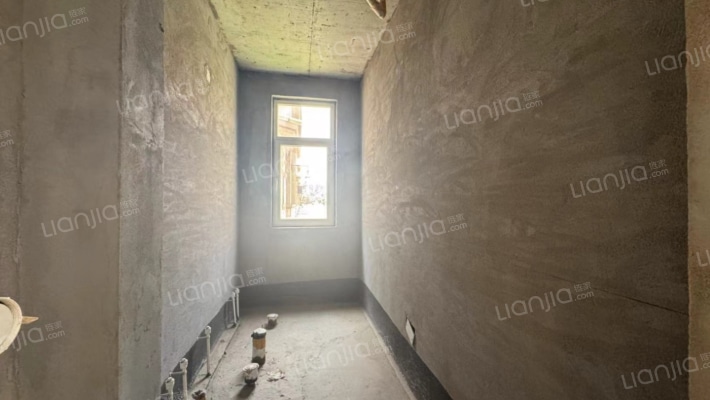 京都颐和城 4室2厅 南 北-卫生间A