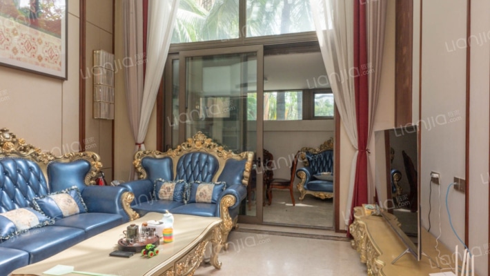 铂金宫殿二手房实景图