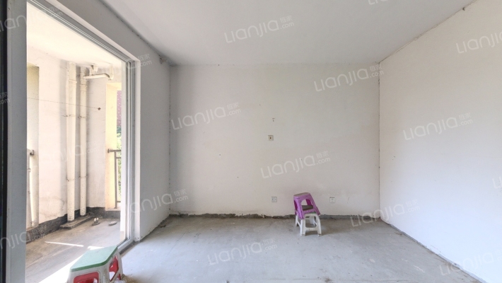 红豆清华苑二手房实景图