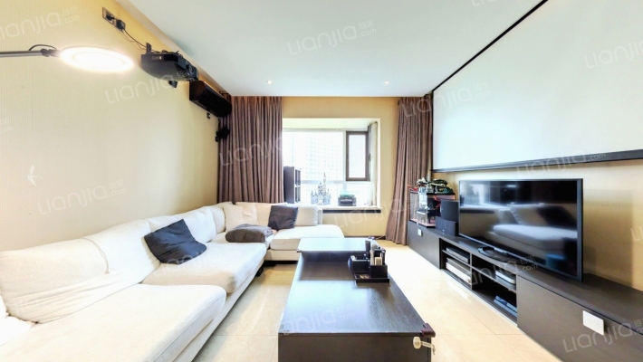 万国城MOMA二手房实景图