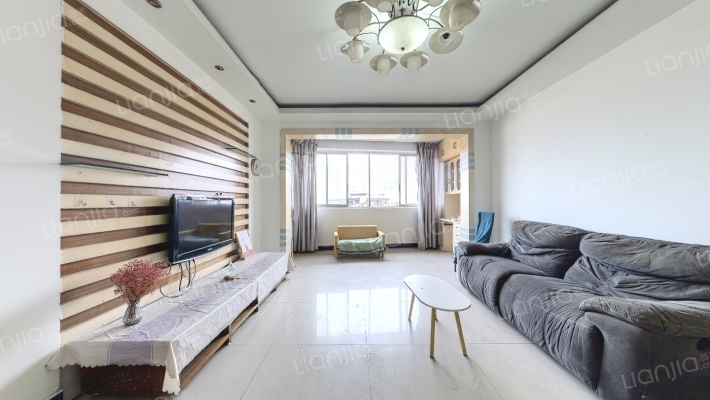 金山路158号二手房实景图