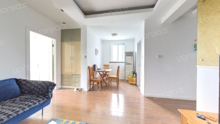 君临颐和花园二手房实景图