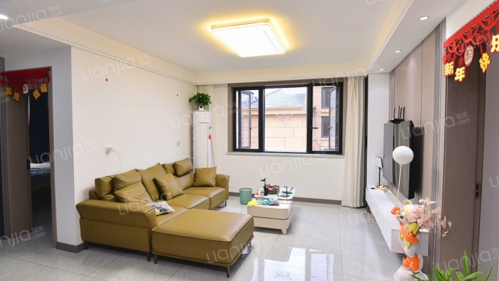 荣马花苑二手房实景图