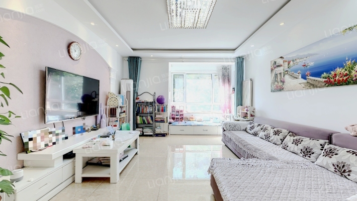 顶秀美泉小镇C区二手房实景图