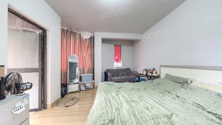 布鲁汀二手房实景图