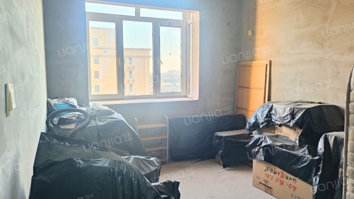 鸿盛旺京 838公交站 107 毛坯随意装 好楼层-卧室A