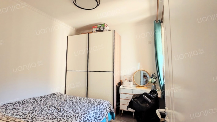 三利中和城二期C区 2室1厅 南-卧室B