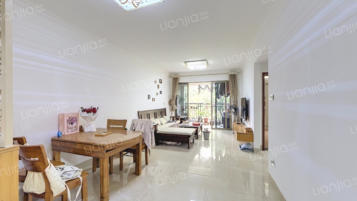 佳兆业中央豪门御府二手房实景图