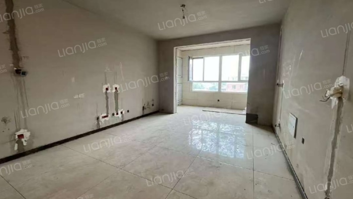 心领地二手房实景图